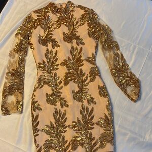 Elegant Gold Sequin Dress